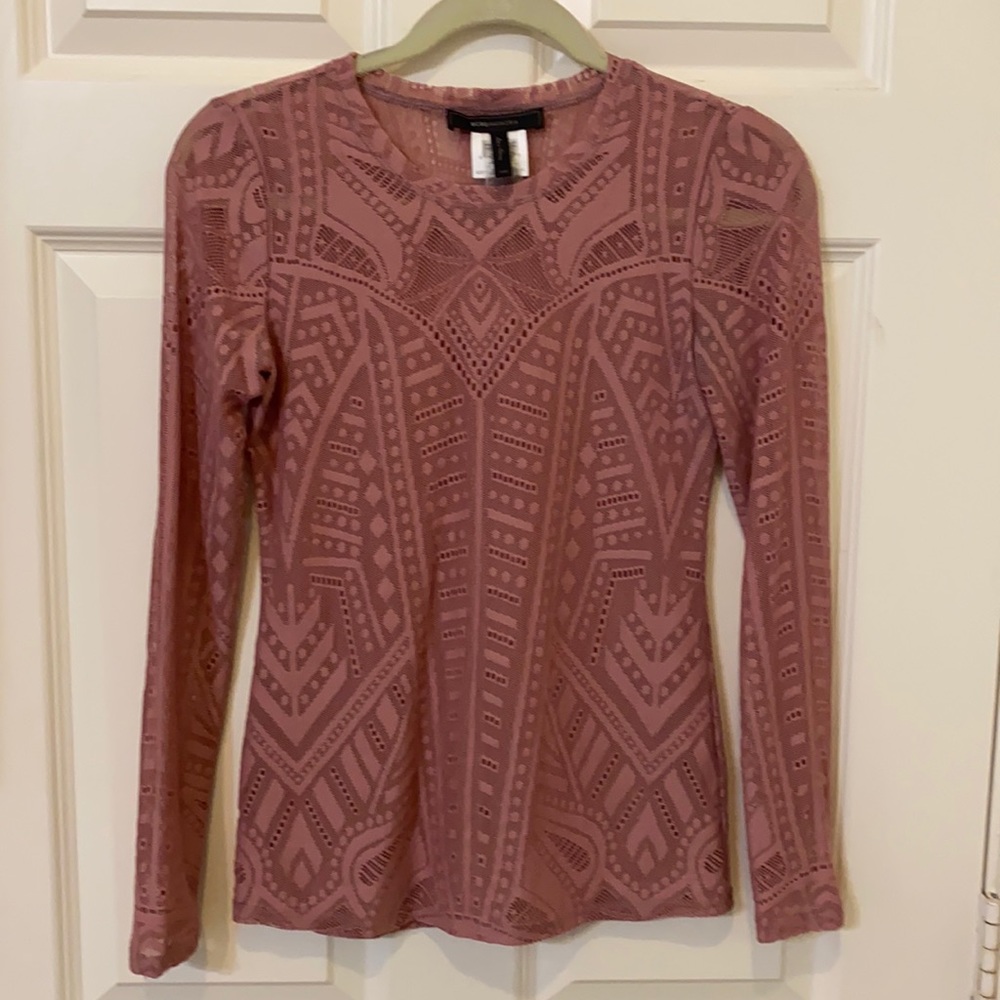 BcbgMaxzAria Agda Dusty Petal Lace top Size XXS